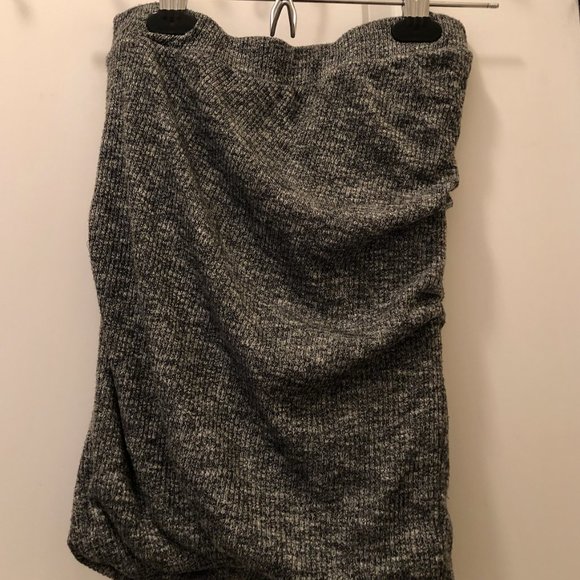 Zara grey white black fitted skirt with ruching - Picture 3 of 3